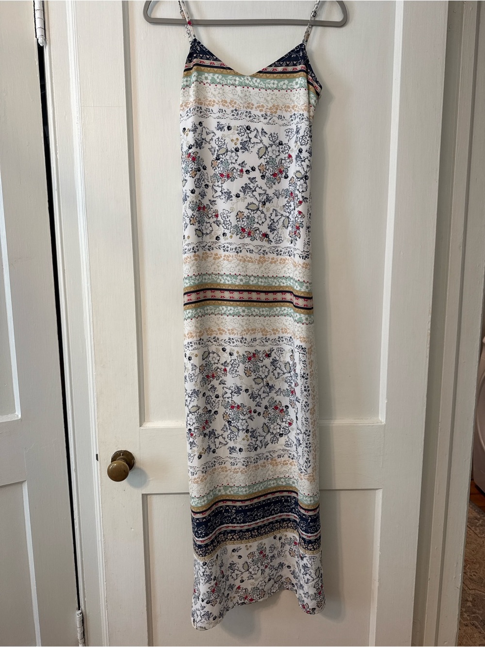 Elegant Floral Stripe White Maxi Dress
